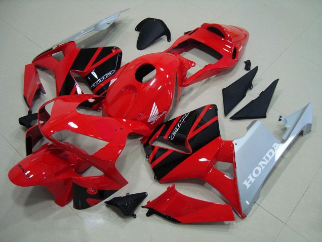 CBR 600 RR 03-04 Motorrad Verkleidungen - Rot Silber CBR 600 RR 03-04 Motorrad Verkleidungen - Rot Silber
