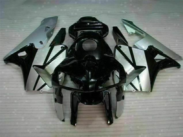 CBR 600 RR 05-06 MotorradVerkleidungen Plastik Kits - Schwarz CBR 600 RR 05-06 MotorradVerkleidungen Plastik Kits - Schwarz